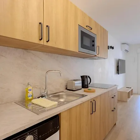 Neuf Avec Terrasse Et Parking Appartement *